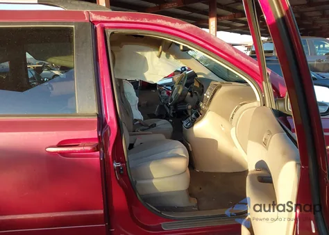 2014 Kia Sedona Lx z USA, uszkodzony, nr VIN KNDMG4C76E6587774